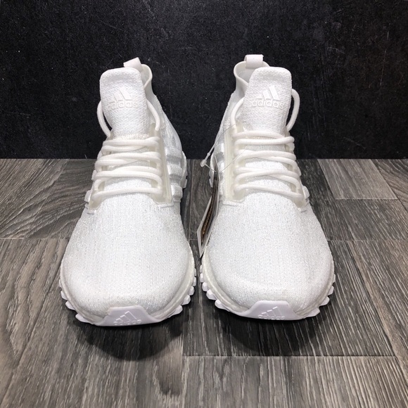 Adidas UltraBoost ATR Undyed Running Shoe Size 9 - Picture 2 of 8